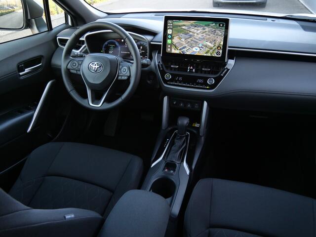 Toyota COROLLA Cross Hybrid 140 Dynamic AUTOMAAT Winterpakket / Apple Carplay / LED-koplampen