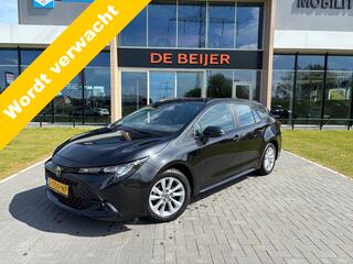 toyota-corolla-touring-sports-hybri