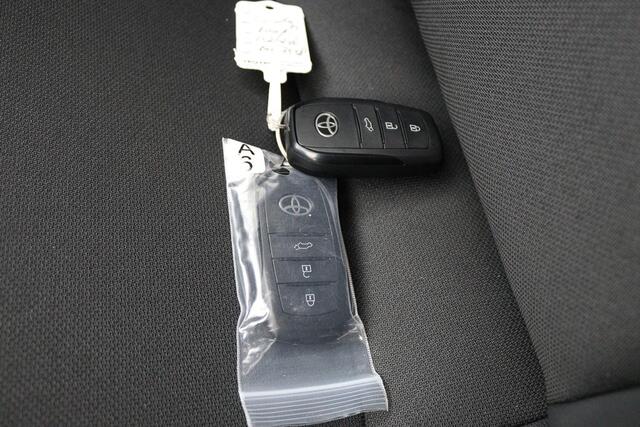 Toyota COROLLA Hybrid 180 GR Sport | Nieuw uit voorraad leverbaar! | 10 Jaar Garantie |