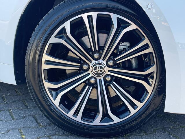 Toyota COROLLA Touring Sports 2.0 Hybrid Team D | CarPlay | Camera | ACC | LED | Keyless | DAB+