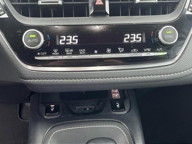 Toyota COROLLA 1.8 Hybrid First Edition automaat