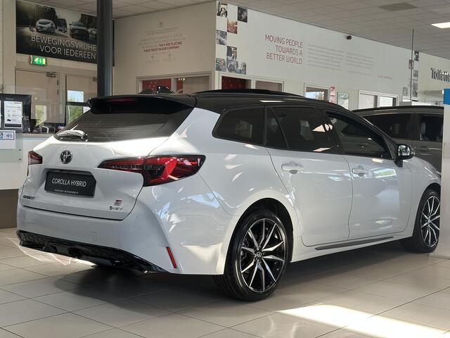 Toyota COROLLA Touring Sports Hybrid 180 GR Sport NIEUW! Direct leverbaar