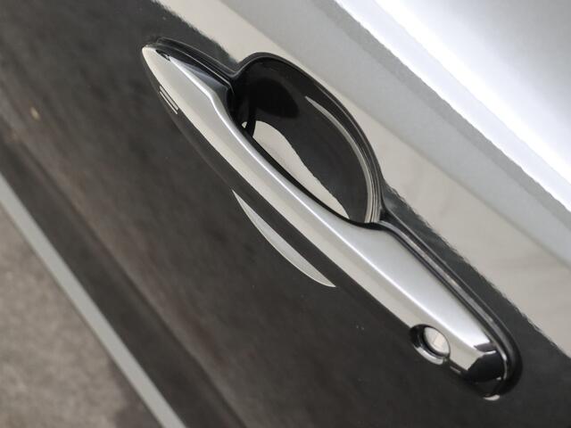 Toyota COROLLA Touring Sports Hybrid 140 Dynamic 3000,- voorraad Premie