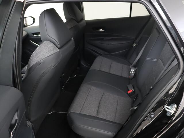 Toyota COROLLA Touring Sports Hybrid 140 Dynamic 3000,- voorraad Premie