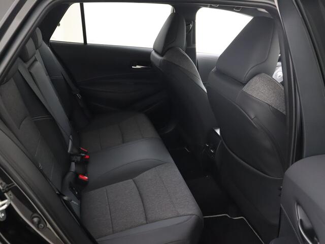 Toyota COROLLA Touring Sports Hybrid 140 Dynamic 3000,- voorraad Premie