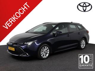 toyota-corolla-touring-sports-hybri