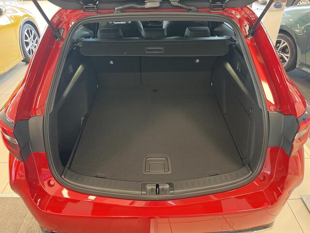 Toyota COROLLA Touring Sports Hybrid 200 First Edition nieuw en direct leverbaar