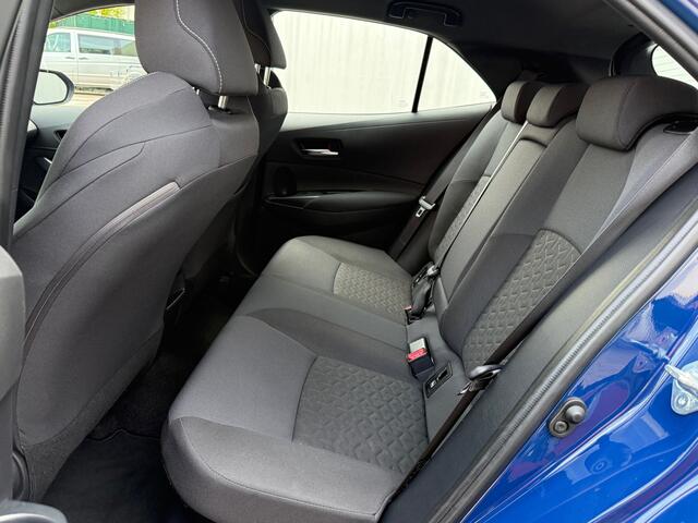 Toyota COROLLA 1.8 Hybrid Active Navi / Carplay etc.