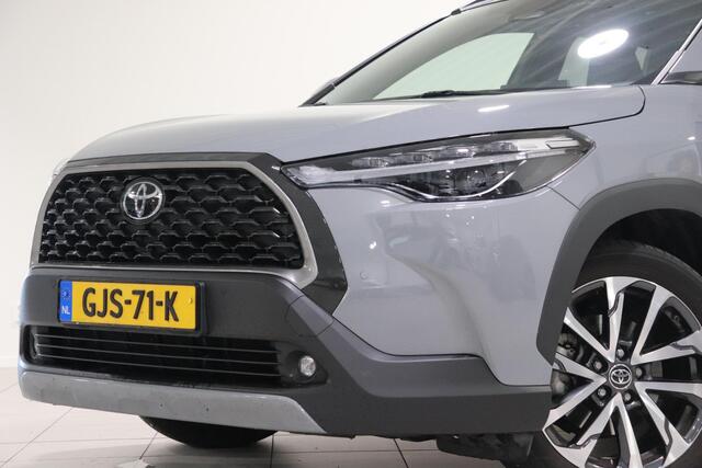 Toyota COROLLA Cross Hybrid 200 Style, Stoel & Stuurverwarming, Parkeersensoren, Blind Spot, Apple Carplay, Android Auto!