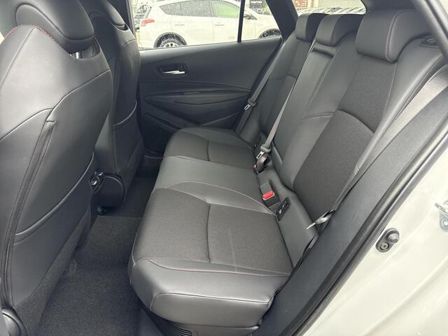 Toyota COROLLA Touring Sports Hybrid 180 GR Sport **NIEUWE AUTO/ GR SPORT PLUS PACK/ DIRECT LEVERBAAR**