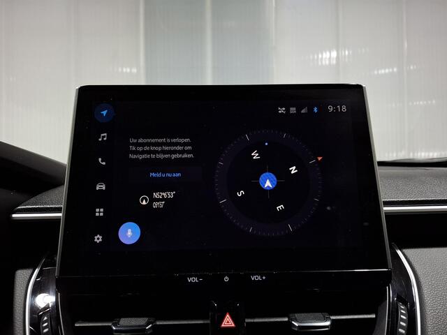 Toyota COROLLA Cross Hybrid 200 Style | Panoramadak | Half lederen bekleding | Dealer onderhouden |