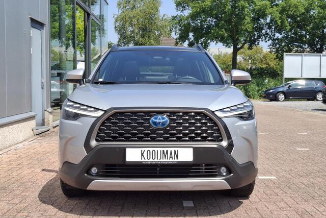 Toyota COROLLA Cross Hybrid 200 Executive edition Panoramadak, Dodehoekdetectie, Parkeersensoren voor + achter, Elektrische achterklep, Led, Navi, Garantie t/m 2034!