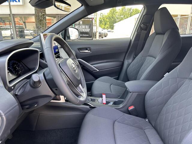 Toyota COROLLA Cross Hybrid 140 Style