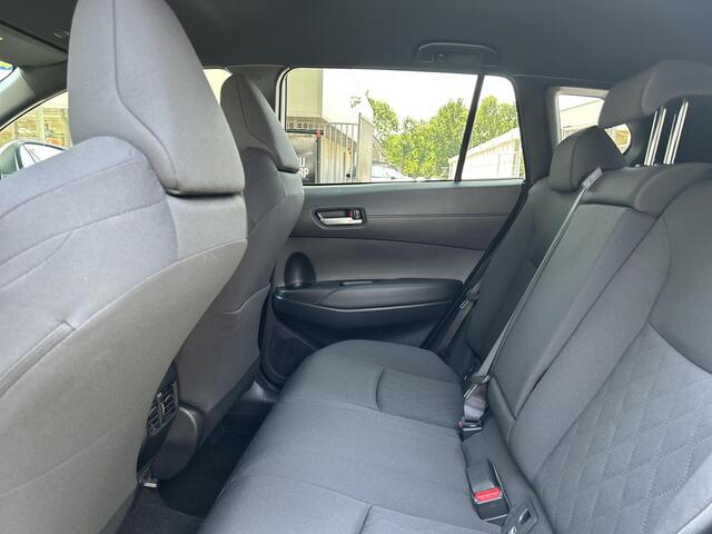 Toyota COROLLA Cross Hybrid 140 Style