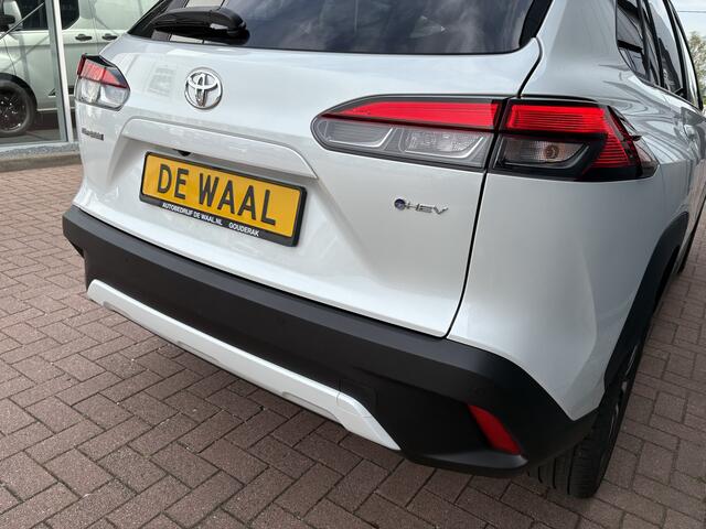 Toyota COROLLA Cross 1.8 Hybrid 140 Style + KEYLESS/CAMERA/NAVI/DODEHOEK/WINTERPACK