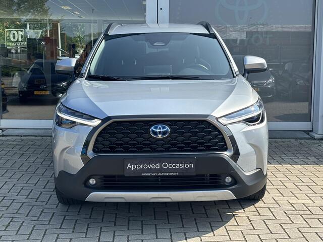 Toyota COROLLA Cross Hybrid 140 Style | Slechts 10.000km! | Navigatie | Camera | Apple Carplay/Android auto | Toyota garantie tot 2034!