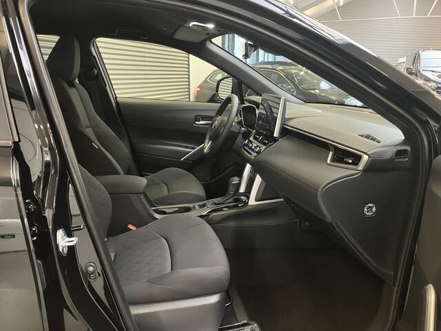 Toyota COROLLA Cross Hybrid 140 STYLE/NAVI/PDC/CAM/BLINDSPOT/KEY-LESS/ENZ