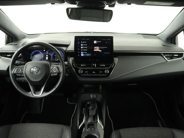 Toyota COROLLA Touring Sports 1.8 Hybrid First Edition | Camera | Parkeersensoren | LM velgen | Stoelverwarming | Climate Control | TLFS CF Ryan