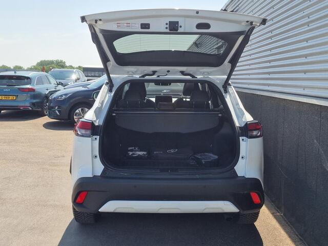 Toyota COROLLA Cross 2.0 High Power Hybrid 197pk Executive Edition Panoramadak, Dodehoekdetectie, PDC, Stoelverwarming, elek. achterklep, LMV, Smart Key, LED, Navigatie