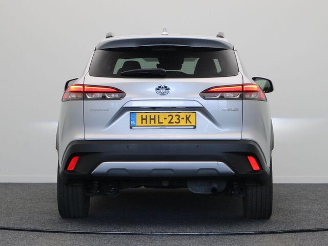 Toyota COROLLA Cross Hybrid 140 Style + Premium Pack II | 10 Jaar Garantie! | Stoelverwarming | Apple Carplay & Android Auto | Panoramadak |