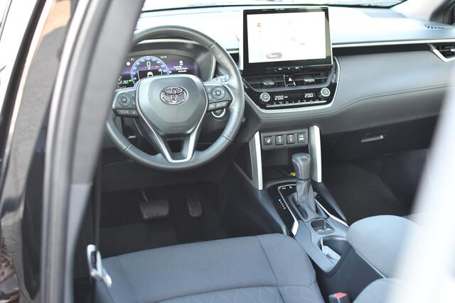 Toyota COROLLA Cross Hybrid 140 Active Plus Limited Automaat 140pk | Dodehoekdetectie | Stoelverwarming | Parkeersensoren |