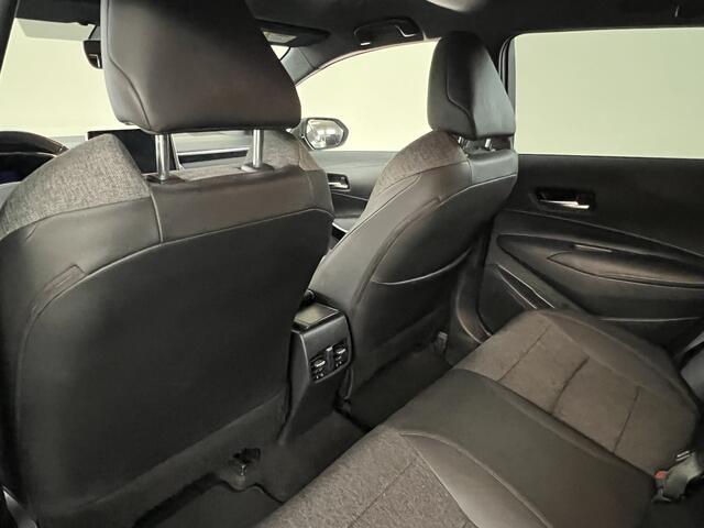 Toyota COROLLA Touring Sports 1.8 Hybrid 122 PK Active Premium Camera / Apple Car Play / Head Up / verwarmde voorstoelen