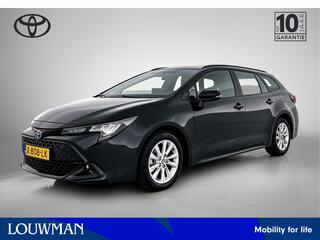 toyota-corolla-touring-sports-hybri