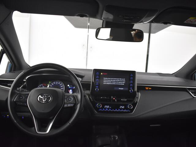 Toyota COROLLA 1.8 Hybrid Active BI-Tone | Carplay |Camera | All Seasons