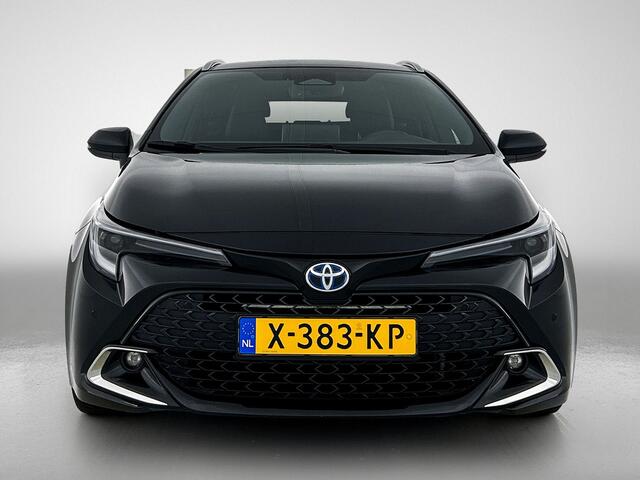 Toyota COROLLA Touring Sports 1.8 Hybrid First Edition | Stoelverwarming | Draadloze tel.lader | Camera | Elek. achterklep |