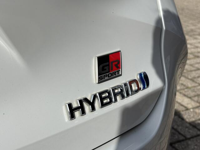 Toyota COROLLA Touring Sports 2.0 Hybrid GR SPORT PLUS / Apple Carplay / Android Auto / Schuif Kanteldak / Stoel & Stuurverwarming /