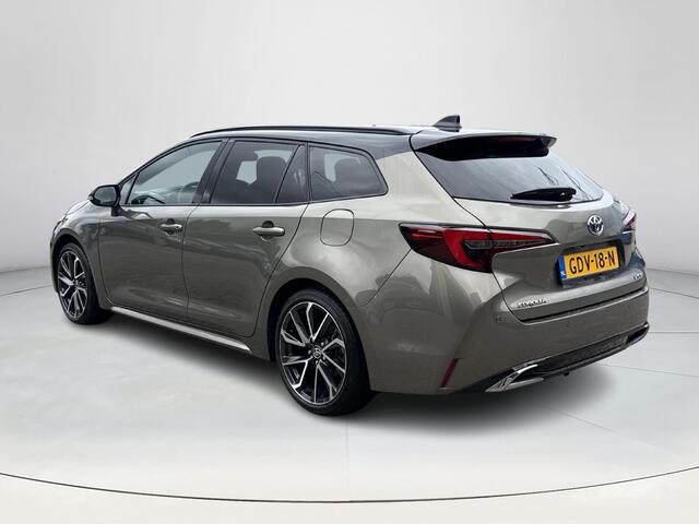 Toyota COROLLA Touring Sports Hybrid 200 Premium **PANORAMA DAK/ HEAD-UP DISPLAY/ TREKHAAK/ NAVIGATIE/ 36 MAANDEN GARANTIE**
