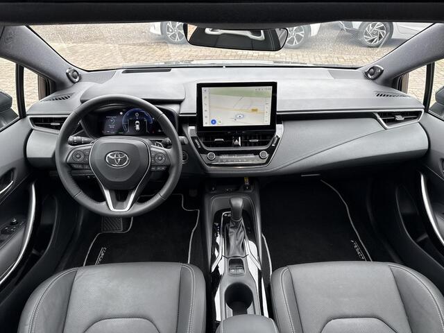 Toyota COROLLA Touring Sports Hybrid 200 Premium **PANORAMA DAK/ HEAD-UP DISPLAY/ TREKHAAK/ NAVIGATIE/ 36 MAANDEN GARANTIE**