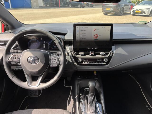 Toyota COROLLA 2.0 Touring Sports / Applecarplay/AndroidAuto / Stoel,Stuur & Voorruitverwarming / Camera / Digital Cockpit / Parkeersensoren Rondom / Hybrid 200 Dynamic