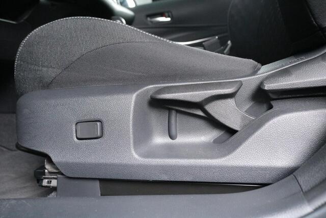 Toyota COROLLA Touring Sports Hybrid 140 Dynamic Limited, Parkeersensoren, Apple Carplay, Android Auto, Stuur & Stoel verwarming!