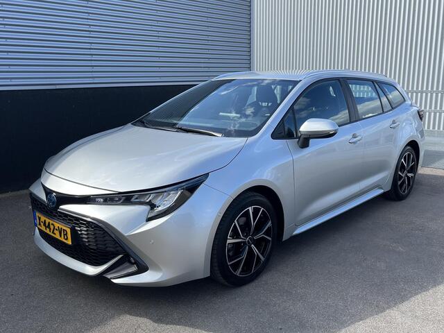 Toyota COROLLA Touring Sports 1.8 Hybrid Dynamic Limited Navigatie Apple CarPlay/Android Auto, achteruitrij camera, adaptieve cruise control!