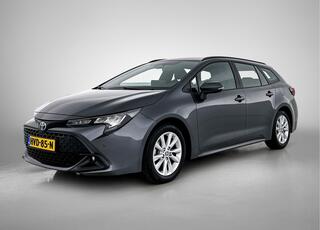 toyota-corolla-touring-sports-hybri