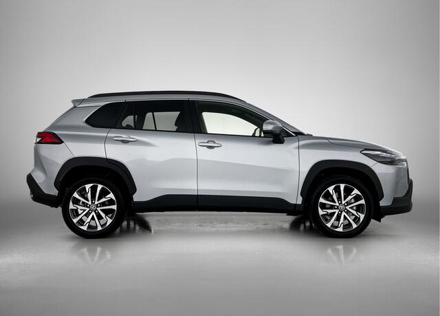 Toyota COROLLA Cross Hybrid 140 Style | Stoel + Stuur verwarming | PDC | Blindspot | Elektrische Achterklep |