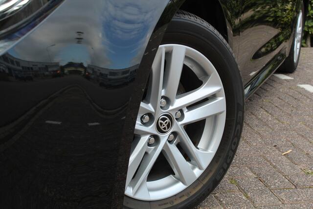 Toyota COROLLA Touring Sports 1.8 Hybrid Active Plus | Rijklaar | Camera | Stoel-/Stuurverw. | Adaptive cruise | Apple/Android | Clima | LED | Dealer onderhouden