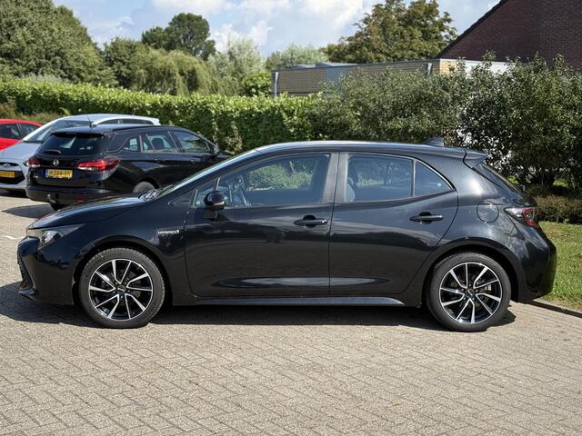 Toyota COROLLA 1.8 Hybrid Active Avus racing velgen | Afn. Trekhaak | Camera | ACC