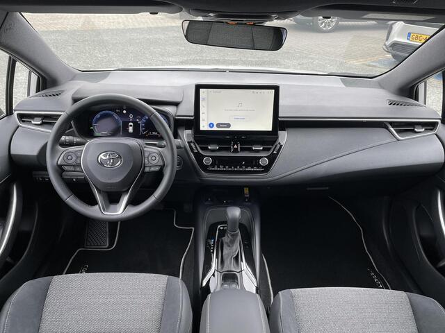Toyota COROLLA Touring Sports Hybrid 140 Dynamic **STOELVERWARMING/ PARKEERSENSOREN VOOR EN ACHTER/ LENDENSTEUN/ KEYLESS**