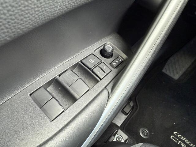 Toyota COROLLA Hybrid 140 Style | Stoel/stuurverw. | Elektr Achterklep | BlindS