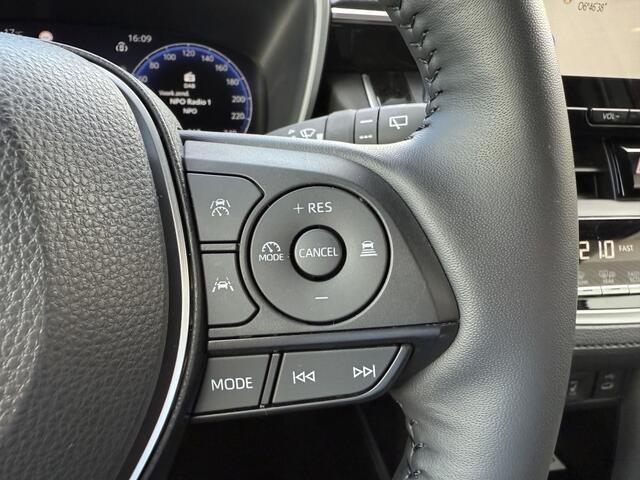 Toyota COROLLA Hybrid 140 Style | Stoel/stuurverw. | Elektr Achterklep | BlindS