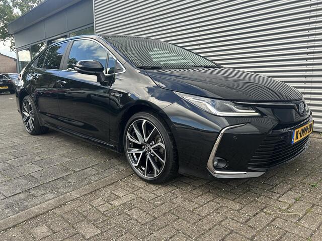 Toyota COROLLA 1.8 Hybrid Executive | Leder | LED | Dealer onderhouden |