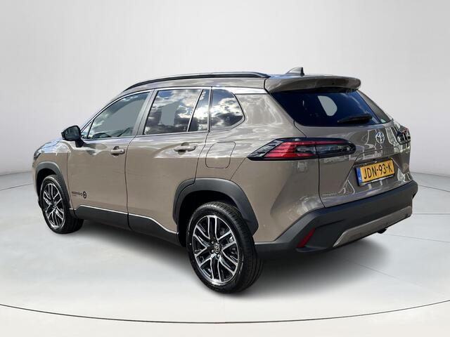 Toyota COROLLA Cross Hybrid 140 Dynamic | Mud Bath Metallic | Demo