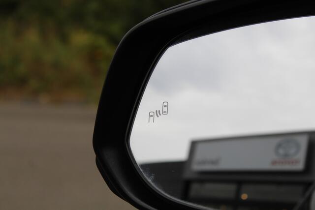 Toyota COROLLA Cross 1.8 Hybrid 140 Style Plus | Rijklaar | Stoel-/stuurverw. | El.achterklep | Keyless | Adap.cruise | LED | Parkeersens. v+a | Apple/Android | Navi