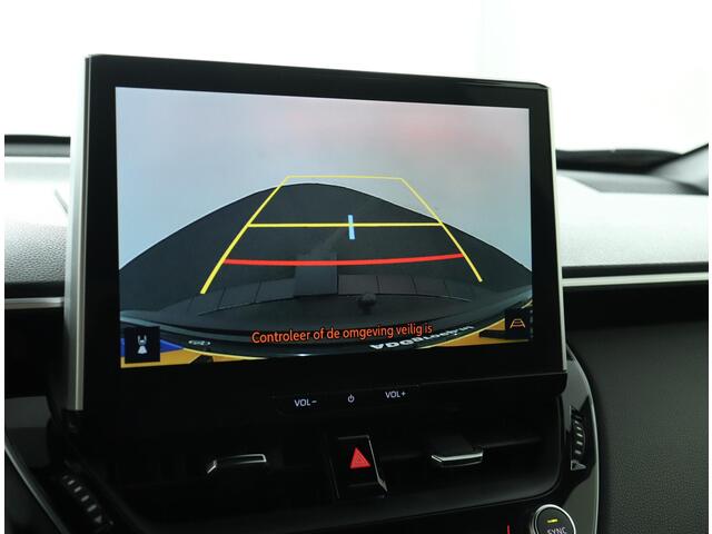 Toyota COROLLA Cross Hybrid 200 Dynamic | Parkeerhulp camera | Apple carplay & Android auto | Trekhaak |