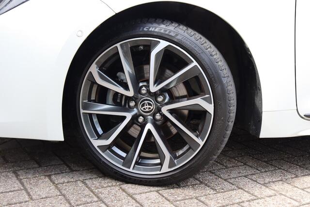 Toyota COROLLA 2.0 Hybrid Executive, HUD, Trekhaak