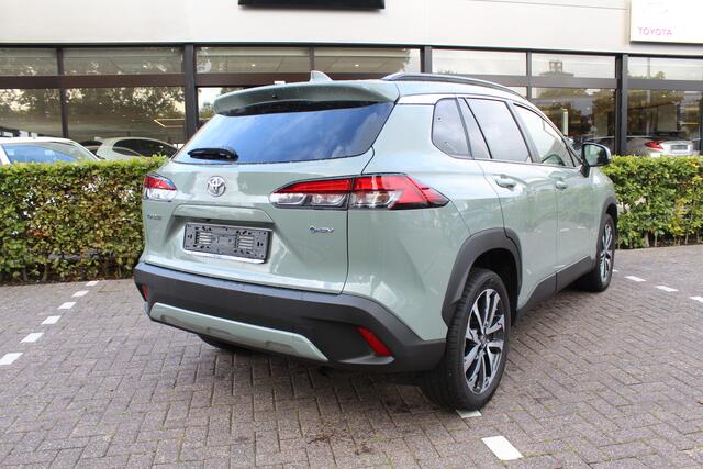 Toyota COROLLA Cross 1.8 Hybrid 140 Style Plus | Rijklaar | Stoel-/stuurverw. | El.achterklep | Keyless | Adap.cruise | LED | Parkeersens. v+a | Apple/Android | Navi