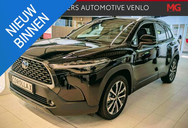 Toyota COROLLA Cross Hybrid 200 Style TOYOTA MANIA **NIEUW!**
