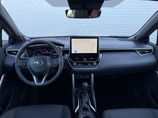 Toyota COROLLA Cross 2.0 High Power Hybrid Launch Edition | Pano | Leder | 360* Camera | ACC | JBL | Keyless